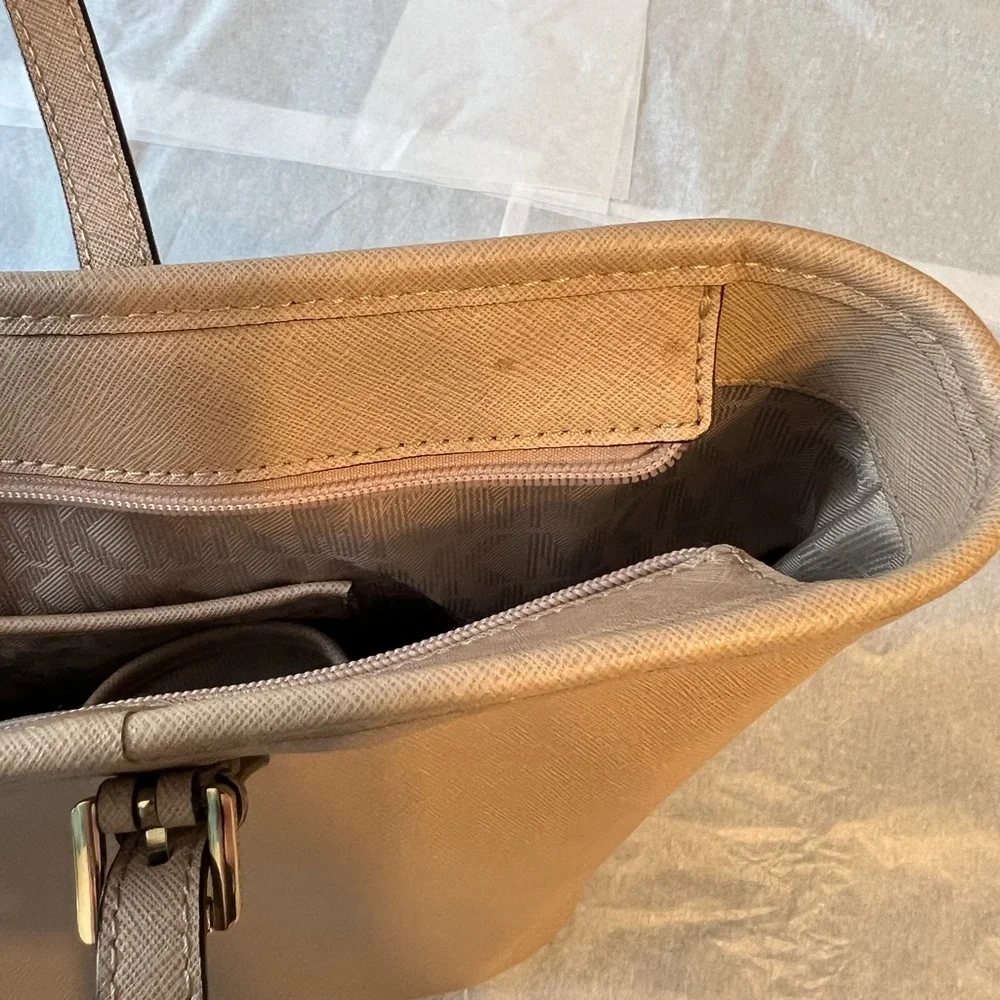 Michael Kors Large Jet Set Saffiano Leather Tote Handbag‎ Purse Top Zip - Picture 8 of 13